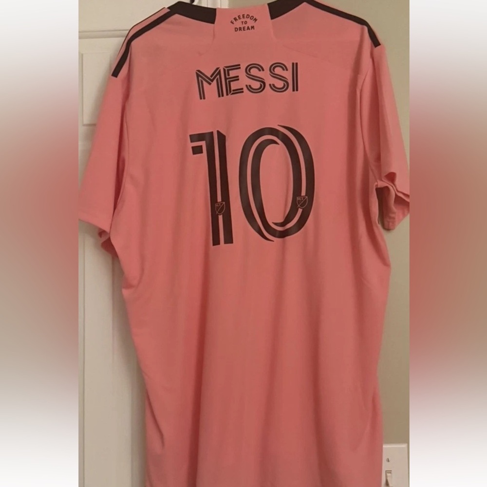 Soccer jersey Adidas Messi Inter Miami 2023-24 Home Kit Size XXL NWT authentic